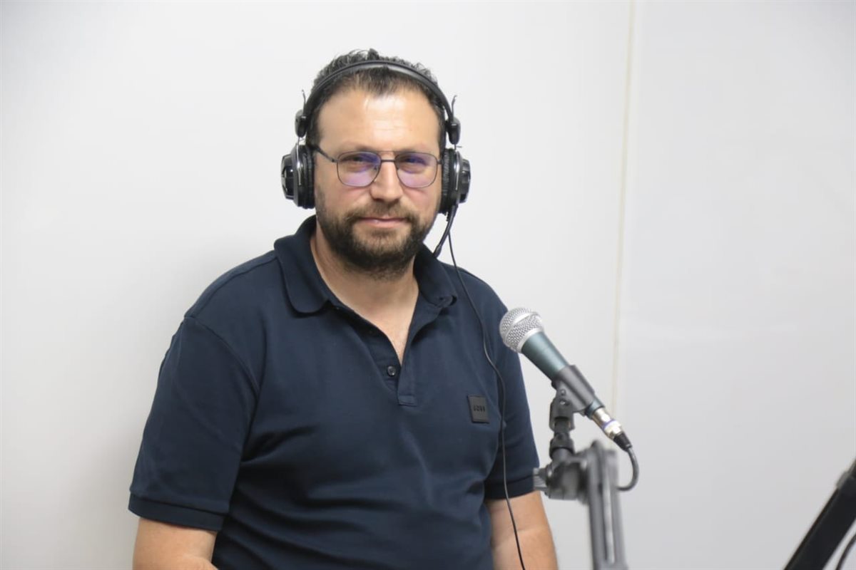 الاستاذ خضر عكنان ضيفاً في ستديو